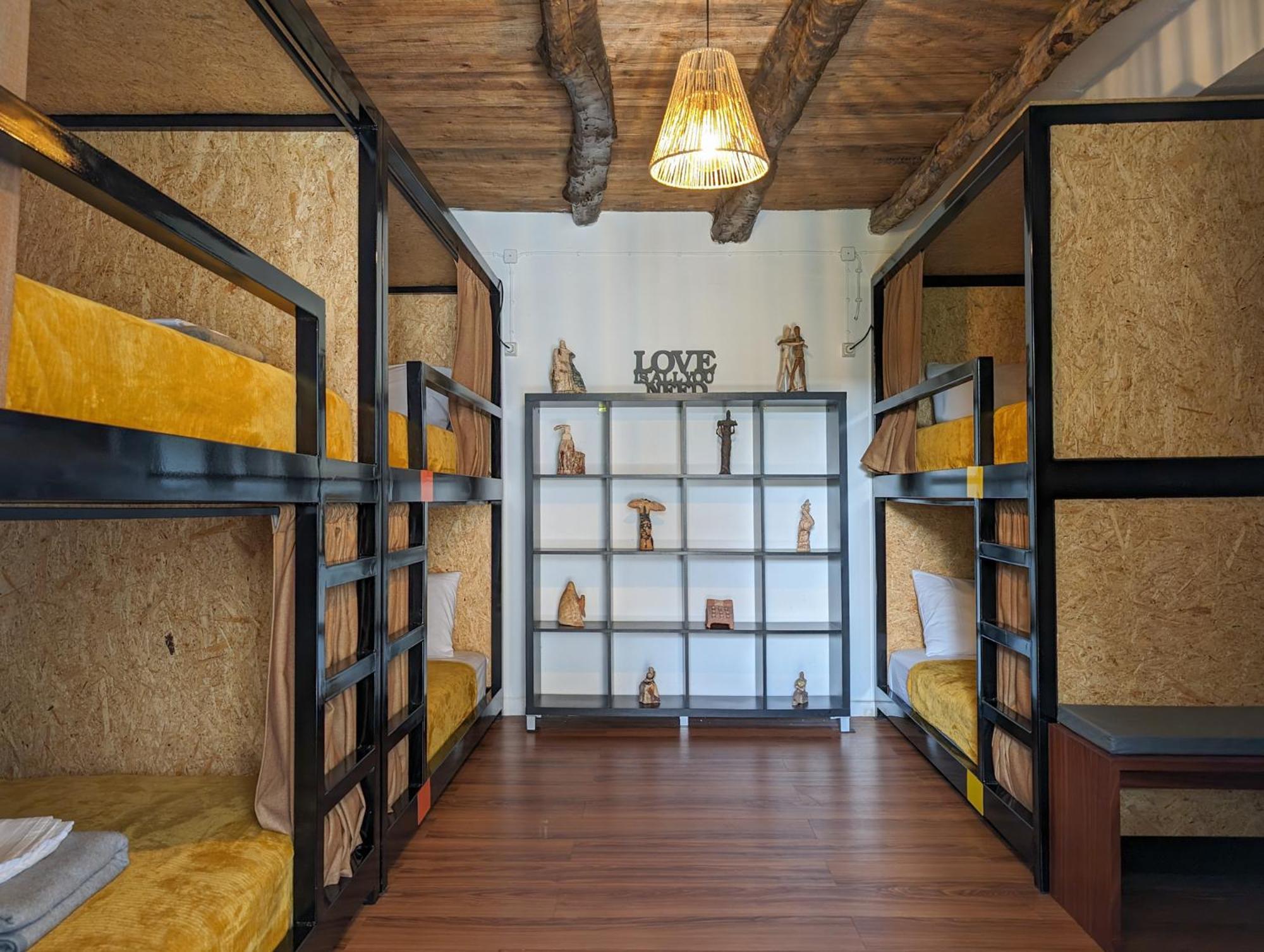 Loving Strangers Hostel Madalena  Εξωτερικό φωτογραφία